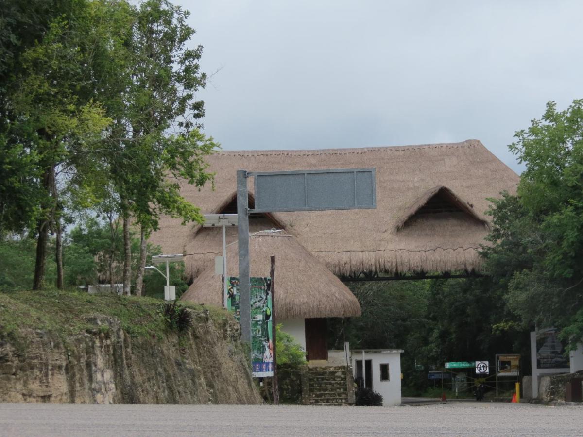 Cabanas Calakmul Villa Conhuas Exteriör bild